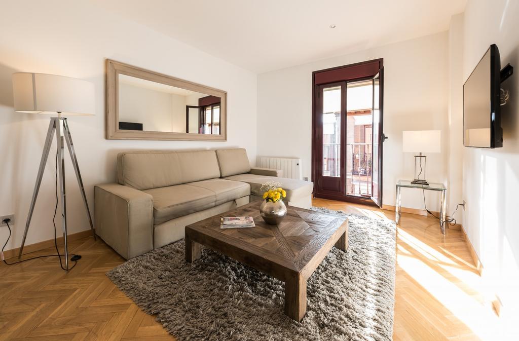 Downtown Urban Apartment Madrid Bagian luar foto