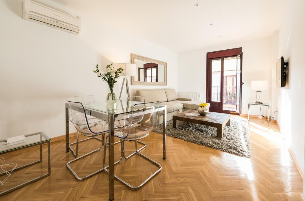 Downtown Urban Apartment Madrid Bagian luar foto